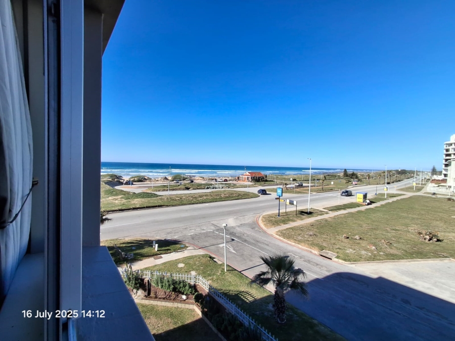 To Let 2 Bedroom Property for Rent in Summerstrand Eastern Cape